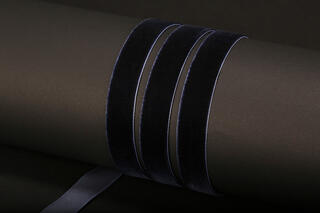 Bånd Velvet, Navy Blue finnes i flere bredder