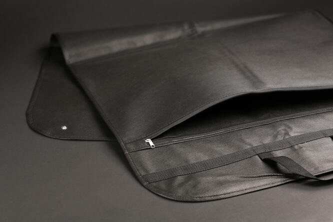 Dresspose m/ skjortelomme, 60x110 cm Black non woven 100 gr