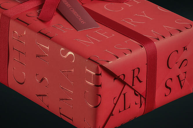 Julepapir, Slender Merry Christmas red 55 cm x 100 m