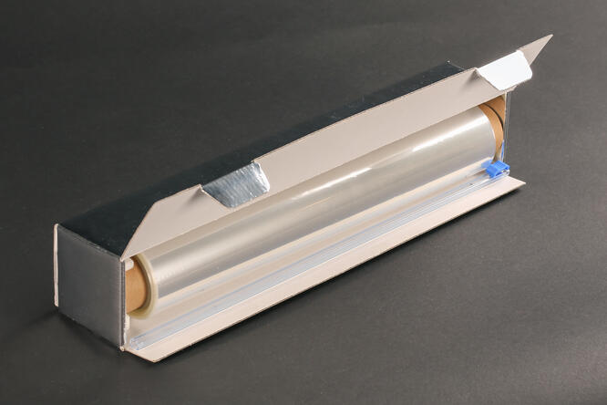 Transp."cellofan" i eske med kniv 28 my. 70 cm x 25 m