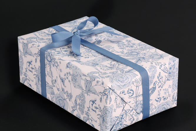 Gavepapir, Graceful Forrest Blue 55 cm x 120 m