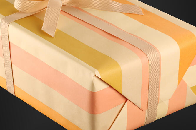 Gavepapir, Festive Stripe (5) 55 cm x 100 m