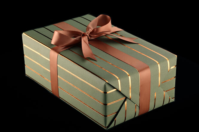 Gavepapir, Green with Copper Stripes 55 cm x 120 m