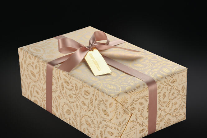 Julepapir, Cream Pinecone Greetings (8) 55 cm x 100 m
