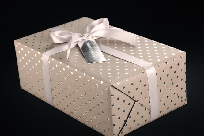 Julepapir, Dot Merry Christmas Dark Grey 55 cm x 100 m