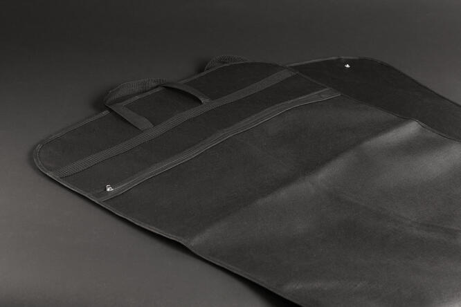 Livkjolepose m/ skjortelomme, 60x160 cm Black non woven 100 gr