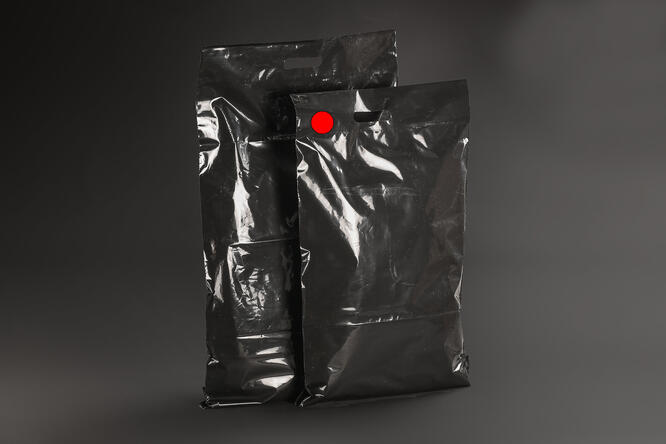 Fraktpose sort LDPE m/håndtak 35x48+7+7 cm, 70 my