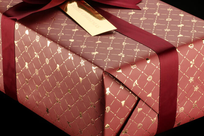 Gavepapir, Red Christmas Tradition 55 cm x 120 m