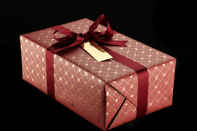 Gavepapir, Red Christmas Tradition 55 cm x 120 m