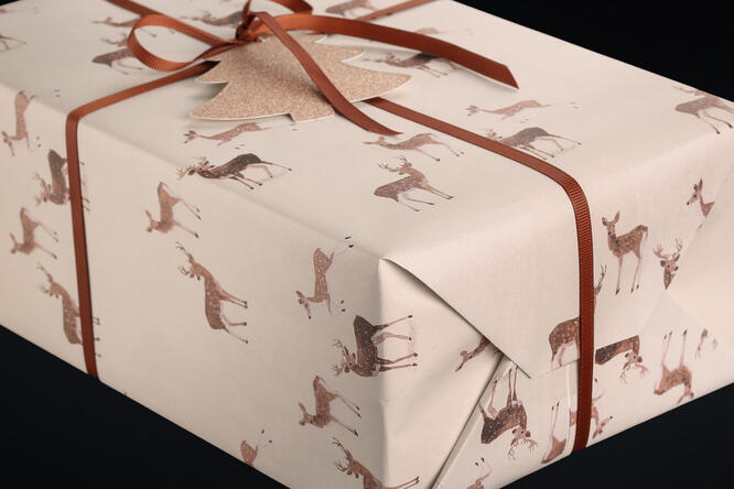 Julepapir, Christmas Deer 55 cm x 100 m