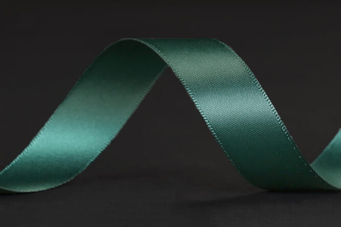 Bånd "silke", Spruce 18 mm x 90 m