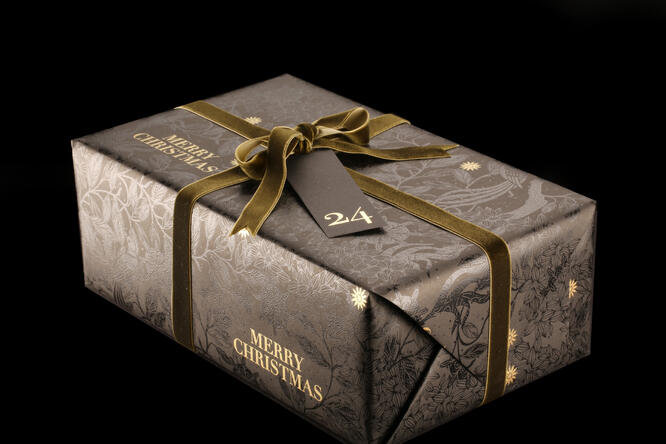 Gavepapir, Black Forrest Merry Christmas 55 cm x 120 m