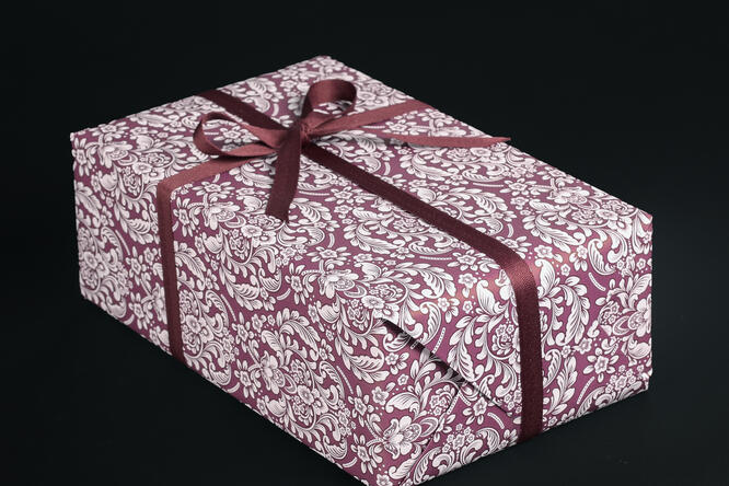 Gavepapir, Blossom Lace Burgundy (5) 55 cm x 100 m