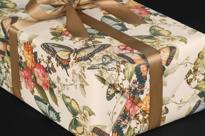 Gavepapir, Butterflies (5) 55 cm x 100 m