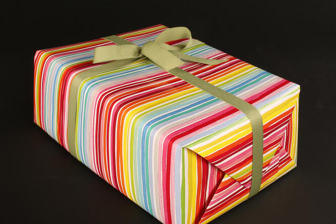 Gavepapir, Louisdor (4) 37 cm x 100 m