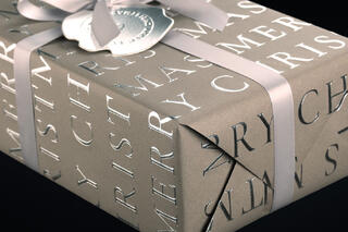 Julepapir, Slender Merry Christmas Dark Grey 55 cm x 100 m