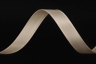 Bånd "silke",  creme 9 mm x 90 m