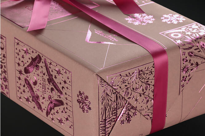 Gavepapir, Purple Xmas Greetings (8) 55 cm x 100 m