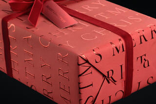 Julepapir, Slender Merry Christmas Red 55 cm x 100 m