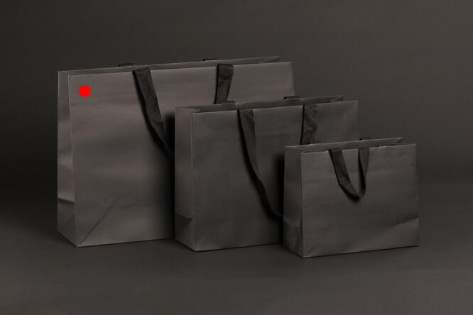 Papirpose m/bånd, Sort kraft 42x13x30+5 cm, 230 gr