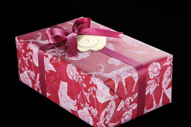 Gavepapir, Graceful Forrest Red 55 cm x 120 m