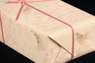 Gavepapir, Oak Tree & Peacock Creme (8) 55 cm x 100 m