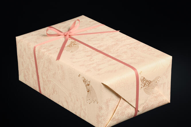 Gavepapir, Oak Tree & Peacock Creme (8) 55 cm x 100 m