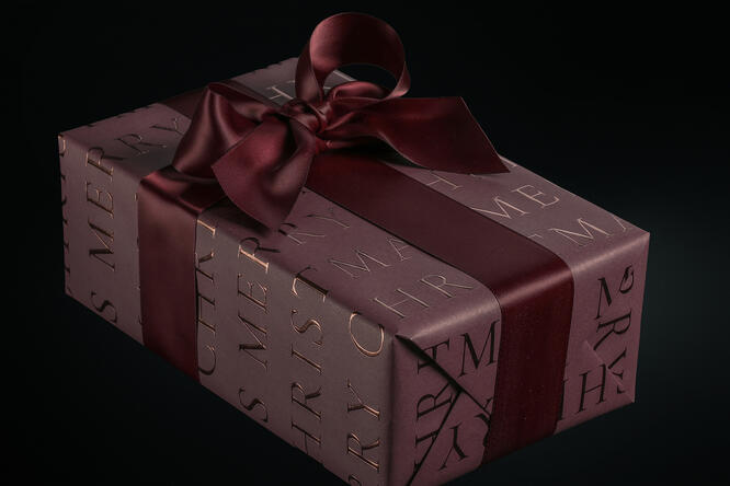 Julepapir,Slender Merry Christmas Purple 55 cm x 100 m