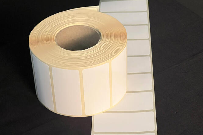 Thermoetikett 55x25 mm hvit ruller á 1500 etiketter