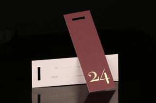 To/From, 24 / Bordeaux 100x35 mm  á 90