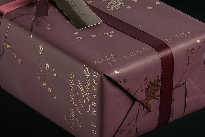 Julepapir, Season's Greetings Burgundy 55 cm x 100 m