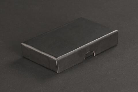 Gavekorteske, sort hardbox bunn og lokk 10x6x2 cm