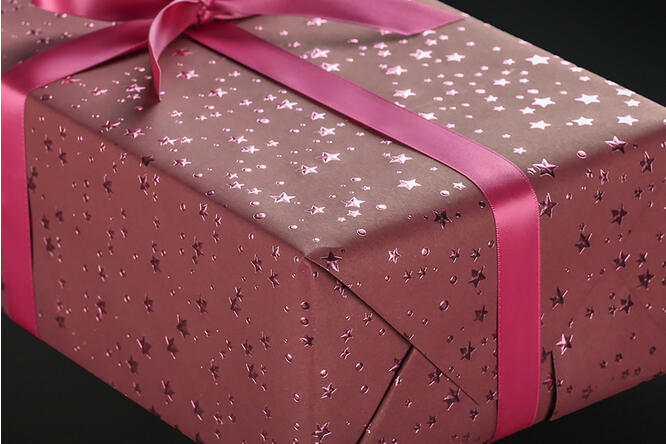 Gavepapir, Purple Little Stars (8) 55 cm x 100 m