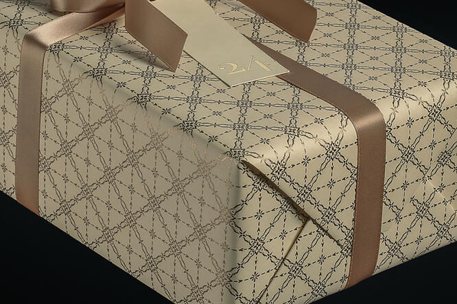 Julepapir, Classic Star Gold 55 cm x 100 m