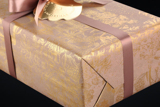 Julepapir, Golden Deer Antique Rose 55 cm x 100 m