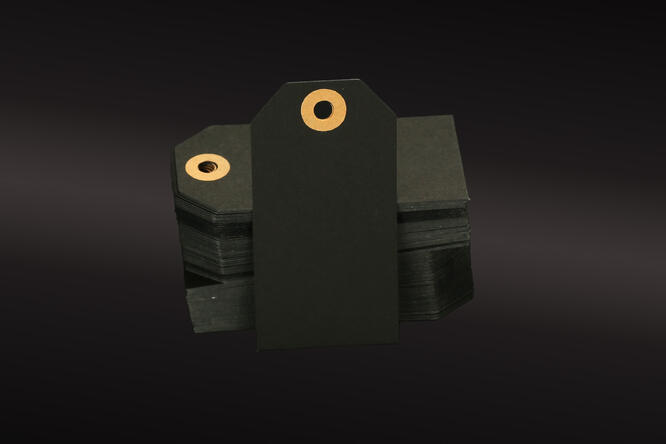 Tag/Merkelapp kraft m/hull Black 35x70 mm, 250 gr à 100 stk