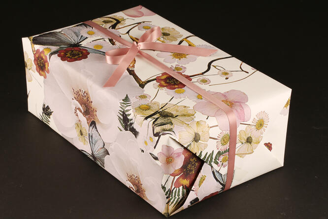 Gavepapir, Apple Bloom (5) 55 cm x 100 m