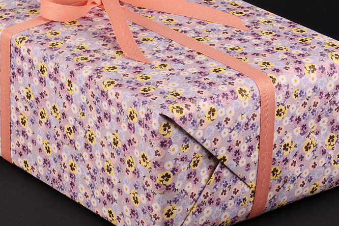 Gavepapir, Blooming (5) 55 cm x 120 m