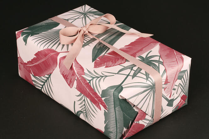Gavepapir, Tropical Leaves Burgunder (5) 55 cm x 120 m