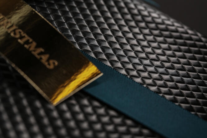 Gavepapir, Black Diamant (11) 57 cm x 100 m