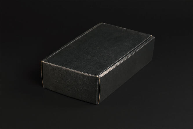Eske-2-, Pelle Black 34x18,5x9 cm, à 30 stk