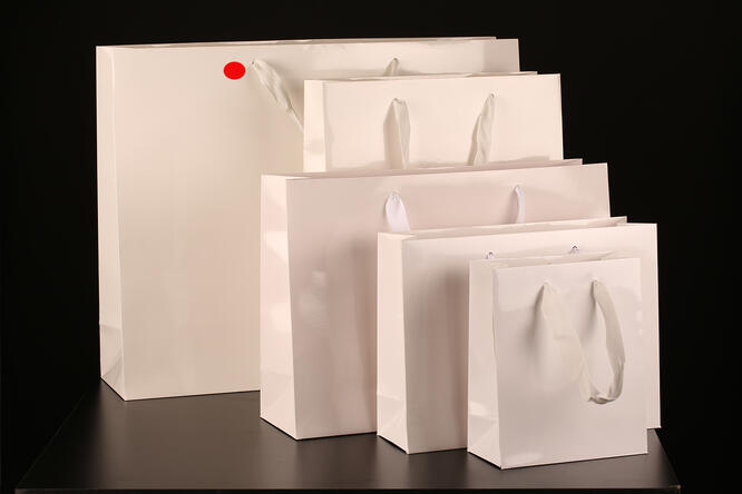 Papirpose m/bånd, Hvit blank 55x15x44+5 cm, 170 gr