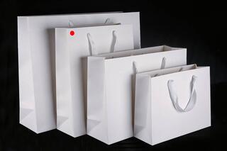 Papirpose m/bånd, Hvit matt 32x12x40+5 cm, 170 gr