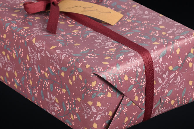 Gavepapir, Crispy Berries (6) 55 cm x 120 m