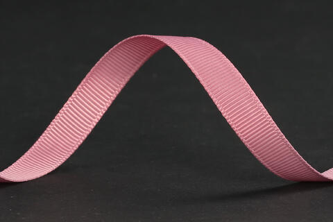 Bånd ribbet blank, Old Pink 10 mm x 50 m
