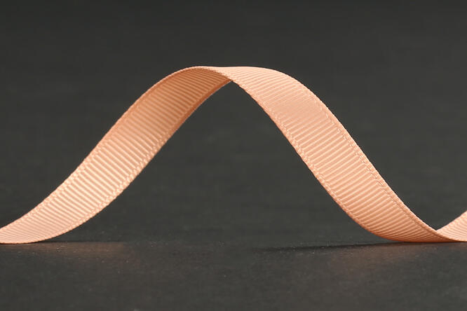 Bånd ribbet blank, Apricot Nectar 10 mm x 50 m