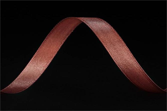 Bånd  "silke", Roan Rouge 10 mm x 100 m