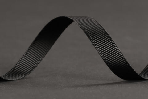 Bånd ribbet blank, Black 10 mm x 50 m