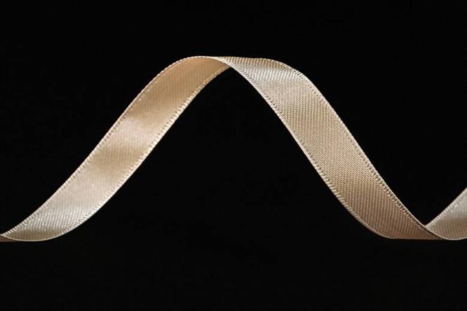 Bånd  "silke", Sand 10 mm x 100 m